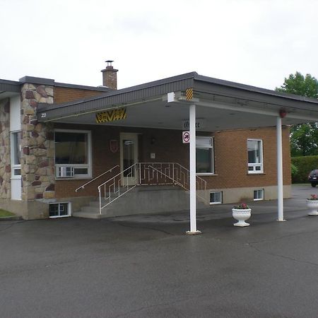 Motel Vaudreuil Eksteriør bilde